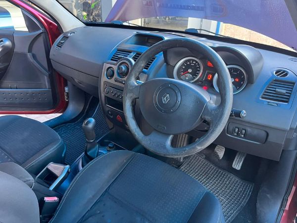 2005-Renault-Megane-II-16-Shake-it-3-dr image:11
