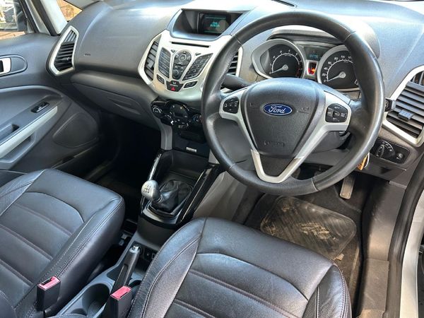2015-Ford-EcoSport-10-EcoBoost-Titanium image:7