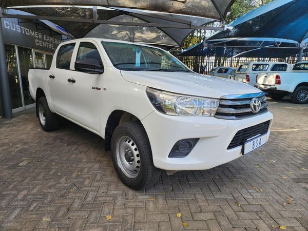 2017-Toyota-Hilux-Hilux-Double-Cab-DC-24GD6-4x4-SR-MT image:7