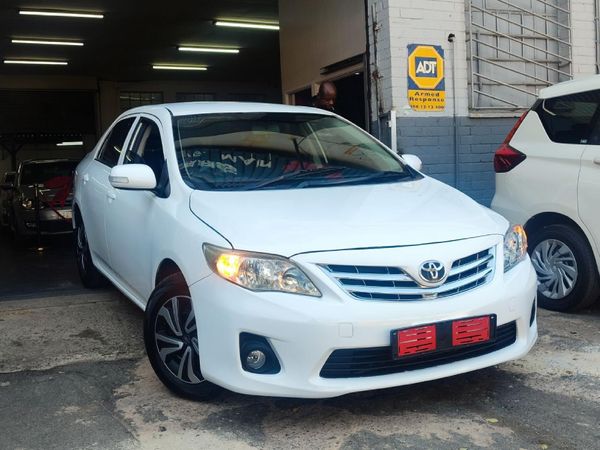 2012-Toyota-Corolla-13-Professional image:3