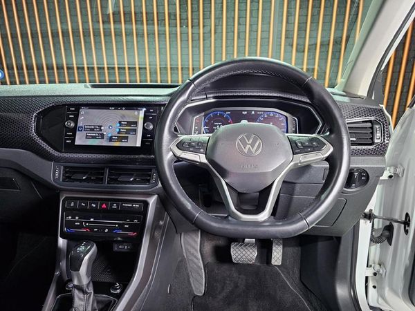 2022-Volkswagen-T-Cross-10-TSI-Highline-Auto image:9