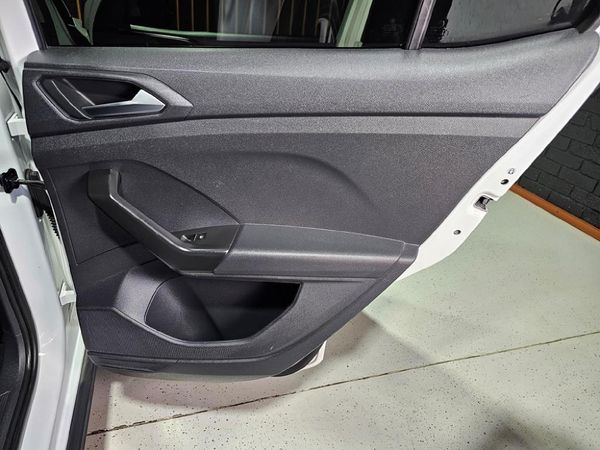 2022-Volkswagen-T-Cross-10-TSI-Highline-Auto image:17