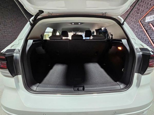 2022-Volkswagen-T-Cross-10-TSI-Highline-Auto image:29