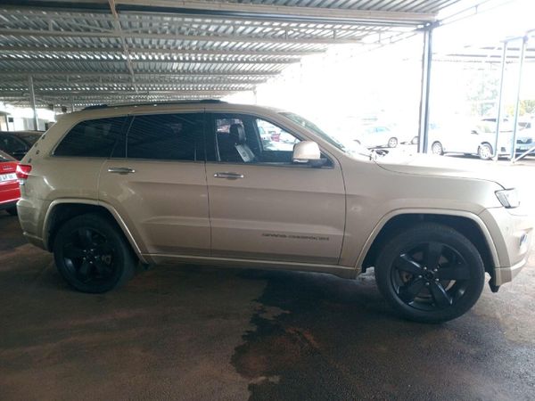 2013-Jeep-Grand-Cherokee-36-Overland image:2