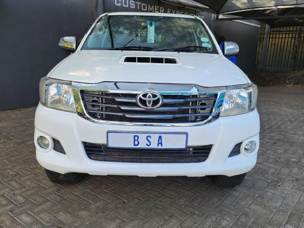 2015-Toyota-Hilux-Hilux-Double-Cab-30-D4D-4X4-L45 image:5