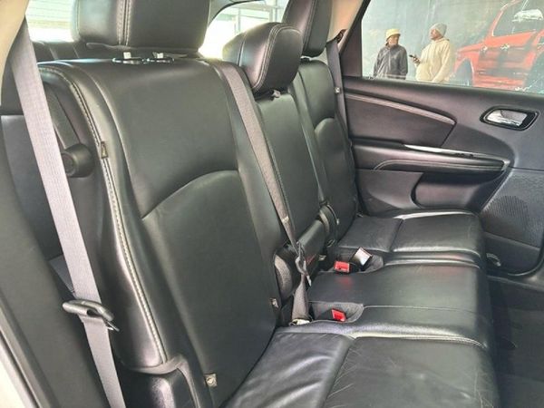 2015-Dodge-Journey-36-V6-RT-Auto image:6