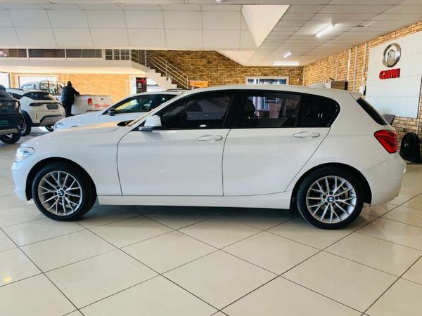 2019-BMW-1-Series-118i-5-dr-Auto image:7