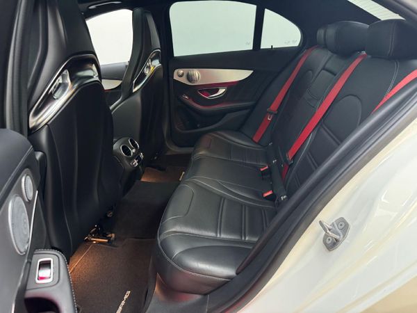 2019-Mercedes-AMG-C-Class-C63-AMG-S image:11