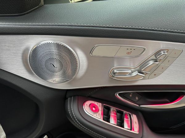 2019-Mercedes-AMG-C-Class-C63-AMG-S image:7