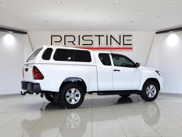 2019-Toyota-Hilux-24-GD-6-Raised-Body-SRX-Auto-Extended-Cab image:19