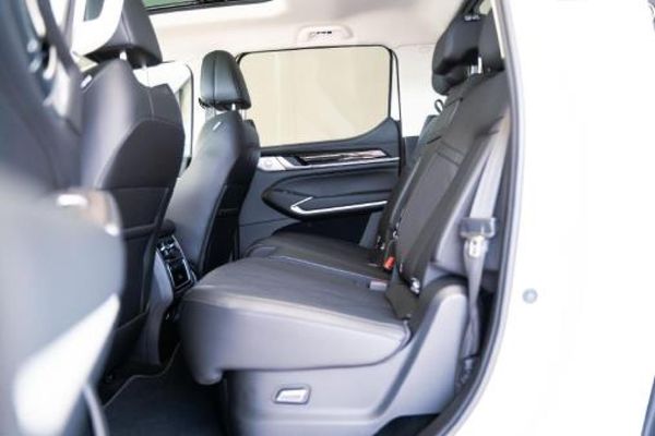 2026-GWM-P500-20T-HEV-Ultra-Luxury-4x4 image:13