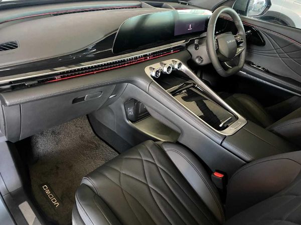 2025-Omoda-C9-15T-AWD-Phev image:6