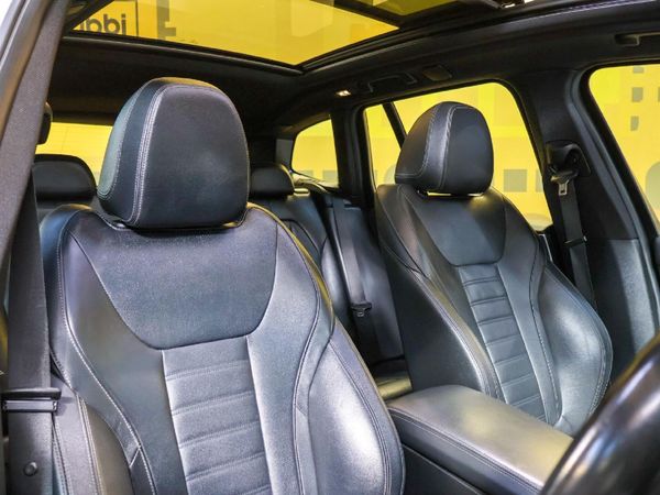 2020-BMW-X3-xDrive20d-M-Sport image:17