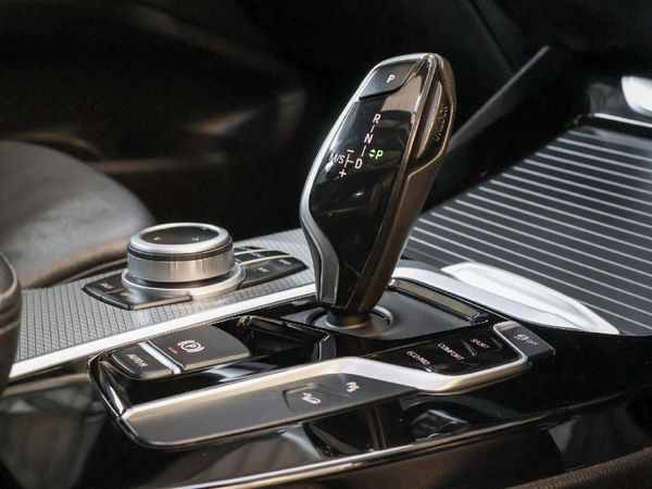 2020-BMW-X3-xDrive20d-M-Sport image:24