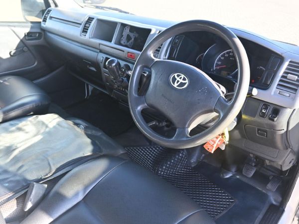 2012-Toyota-Quantum-27-Sesfikile-15-seat image:2