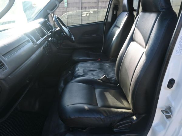 2012-Toyota-Quantum-27-Sesfikile-15-seat image:7