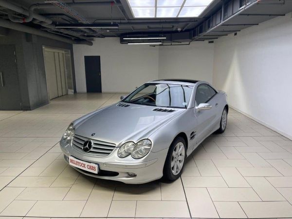 2005-Mercedes-Benz-SL-500-7-spd image:2