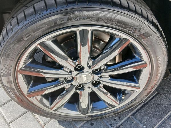 2021-MINI-Hatch-Cooper-S-5-dr-Auto image:9