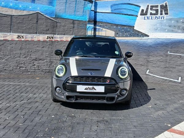 2021-MINI-Hatch-Cooper-S-5-dr-Auto image:1