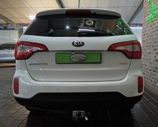 2014-Kia-Sorento-22-AWD-Auto-7-seat image:6