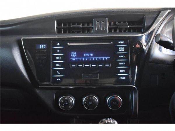 2019-Toyota-Corolla-14-D-Esteem image:11