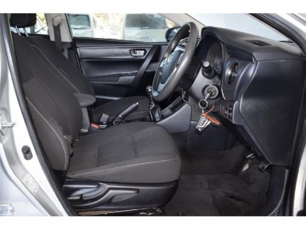 2019-Toyota-Corolla-14-D-Esteem image:6