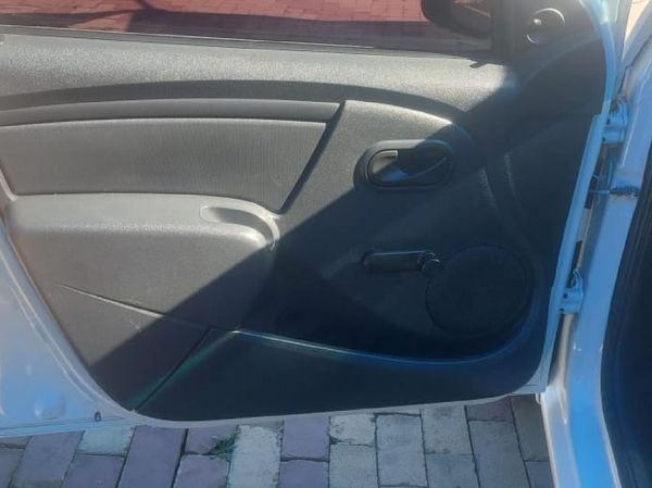 2020-Nissan-NP200-Np200-16 image:13