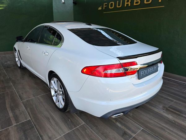 2011-Jaguar-XF-30-D-S-Premium-Luxury image:7