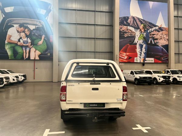 2013-Toyota-Hilux-25-D-4D-SRX-4x4-Double-Cab image:3