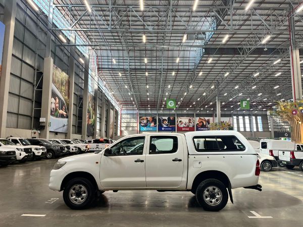 2013-Toyota-Hilux-25-D-4D-SRX-4x4-Double-Cab image:5