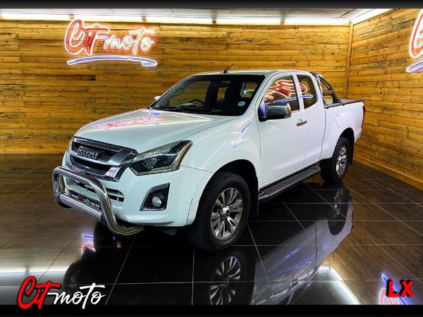 Used Isuzu KB 300 D-Teq LX Auto Extended Cab for sale in Gauteng