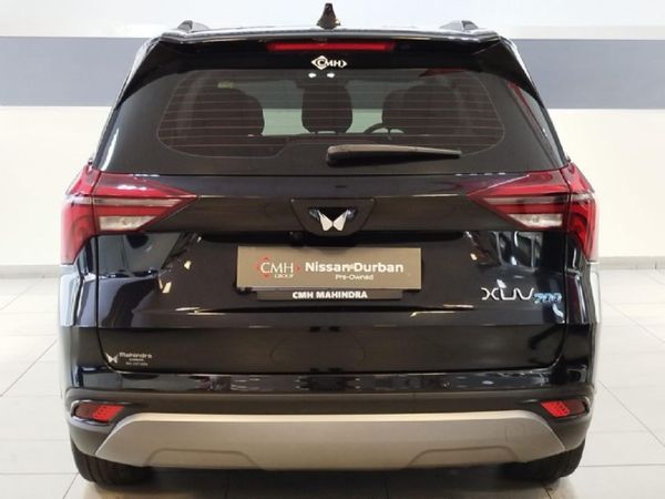 2025-Mahindra-XUV-700-20-AX7-Black-Edition-7-Seat-Auto image:8