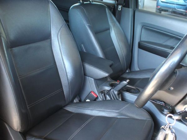 2016-Ford-Everest-32-TDCi-LTD-4x4-Auto image:12