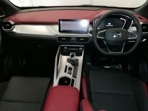 2025-Proton-X50-15T-Executive image:5