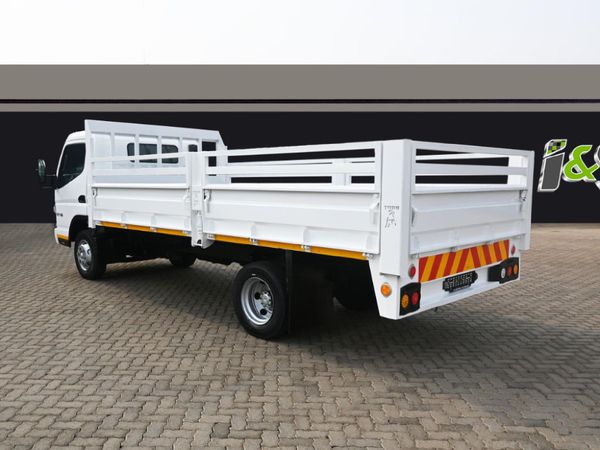2014-Mitsubishi-Fuso-Canter-FE7-136-FC-CC image:1
