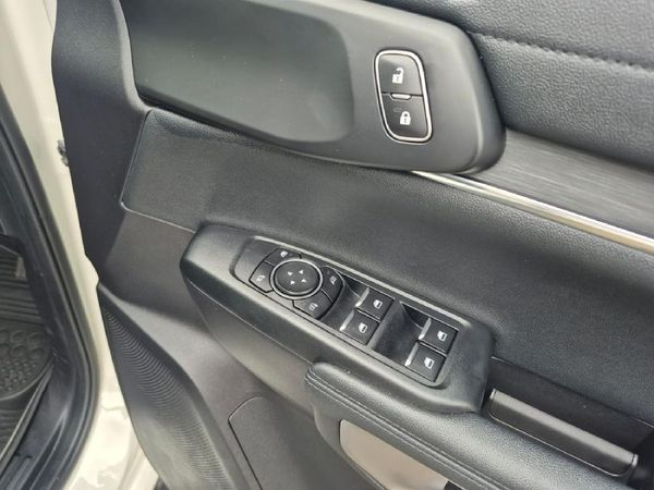 2026-Ford-Everest-20D-Bi-Turbo-Sport-Auto image:22