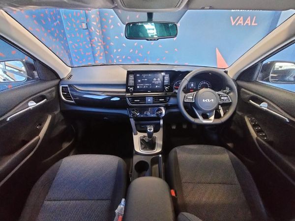 2024-Kia-Seltos-15D-EX image:10