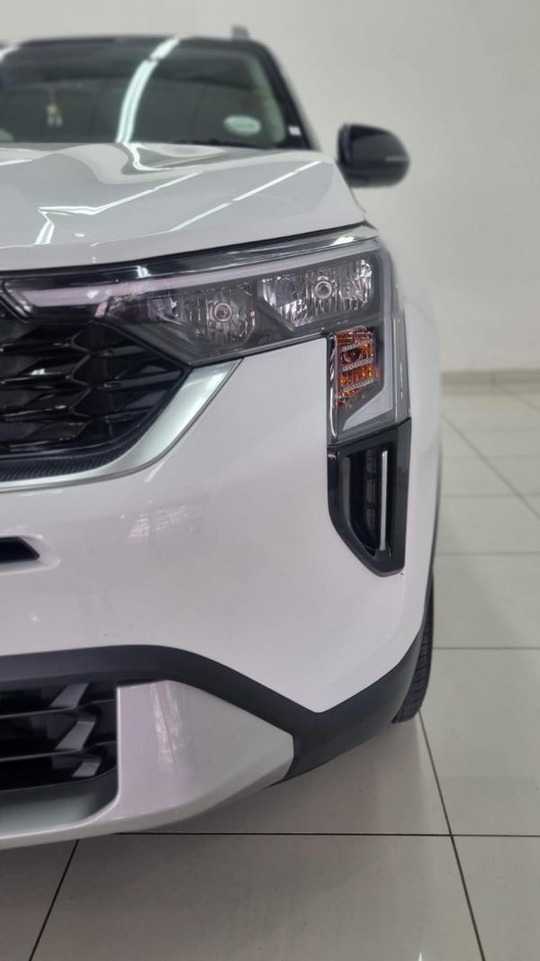 2025-Kia-Sonet-15-EX-Auto image:4