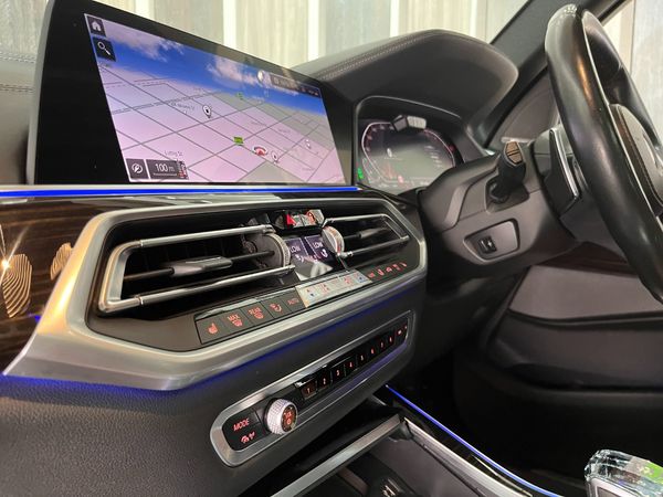 2018-BMW-X5-xDrive30d-M-Sport image:27
