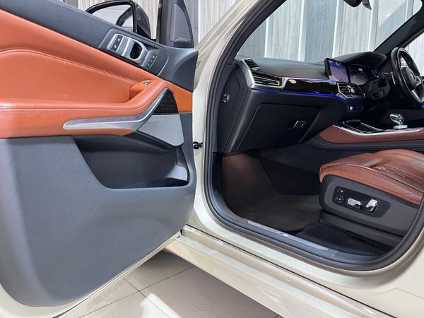 2018-BMW-X5-xDrive30d-M-Sport image:28