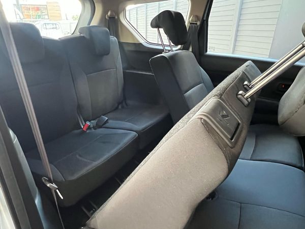 2025-Suzuki-Ertiga-15-GA image:10