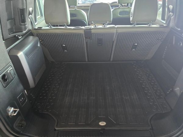 2021-Land-Rover-Defender-110-D240-SE-177kW image:5