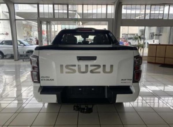 2026-Isuzu-D-Max-30-DDI-V-Cross-HR-Auto-Double-Cab image:4