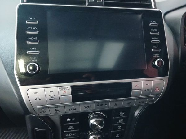 2023-Toyota-Land-Cruiser-Prado-28-GD-VX-L-Auto image:13