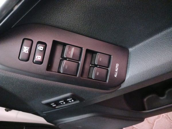 2023-Toyota-Land-Cruiser-Prado-28-GD-VX-L-Auto image:22