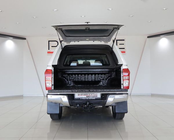 2015-Isuzu-KB-300-D-Teq-LX-Double-Cab image:5