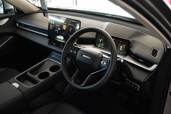 2026-Haval-H6-15T-Hybrid-Luxury-DHT image:15