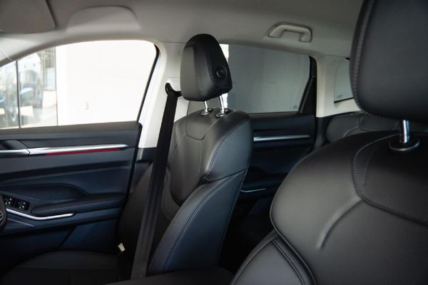 2026-Haval-H6-15T-Hybrid-Luxury-DHT image:21