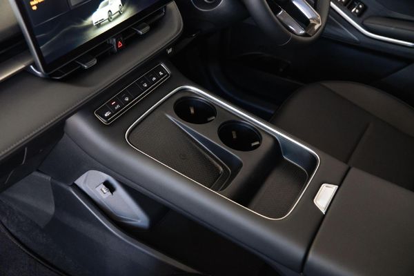 2026-Haval-H6-15T-Hybrid-Luxury-DHT image:29