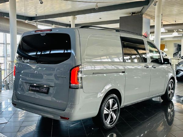 2025-Mercedes-Benz-Vito-119-20-CDI-Mixto-Crewcab-Auto-Panel-Van image:1